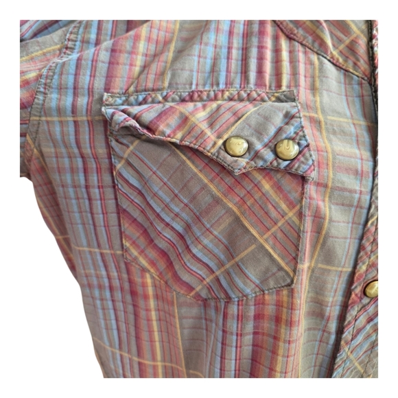 Wrangler Retro Stylish Multicolor Plaid Button-Down Shirt Size Med - Picture 2 of 9